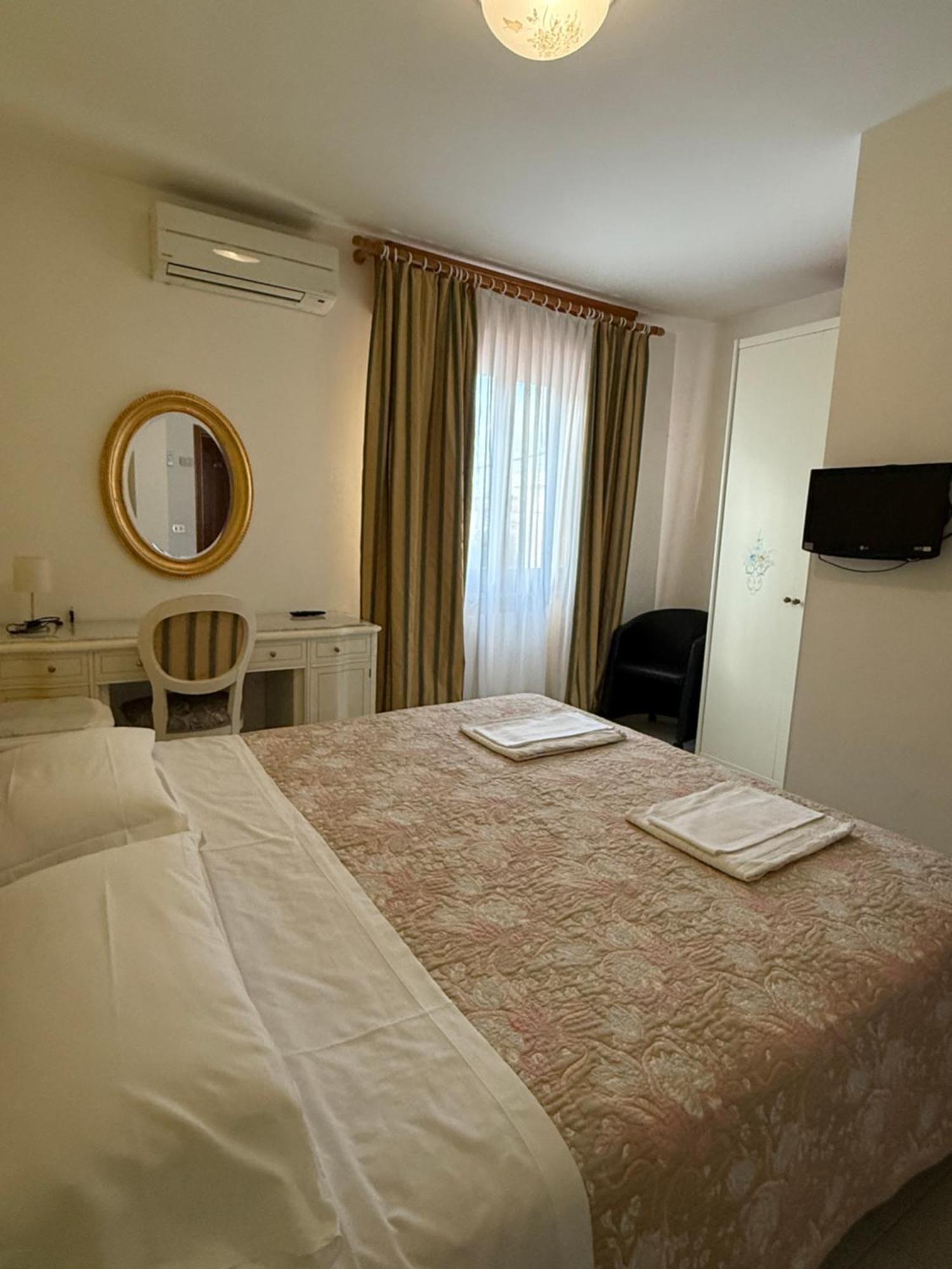Hotel Gasperoni San Marino Esterno foto