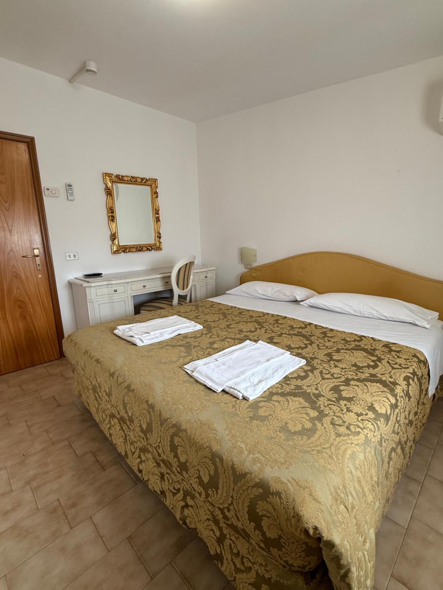 Hotel Gasperoni San Marino Esterno foto