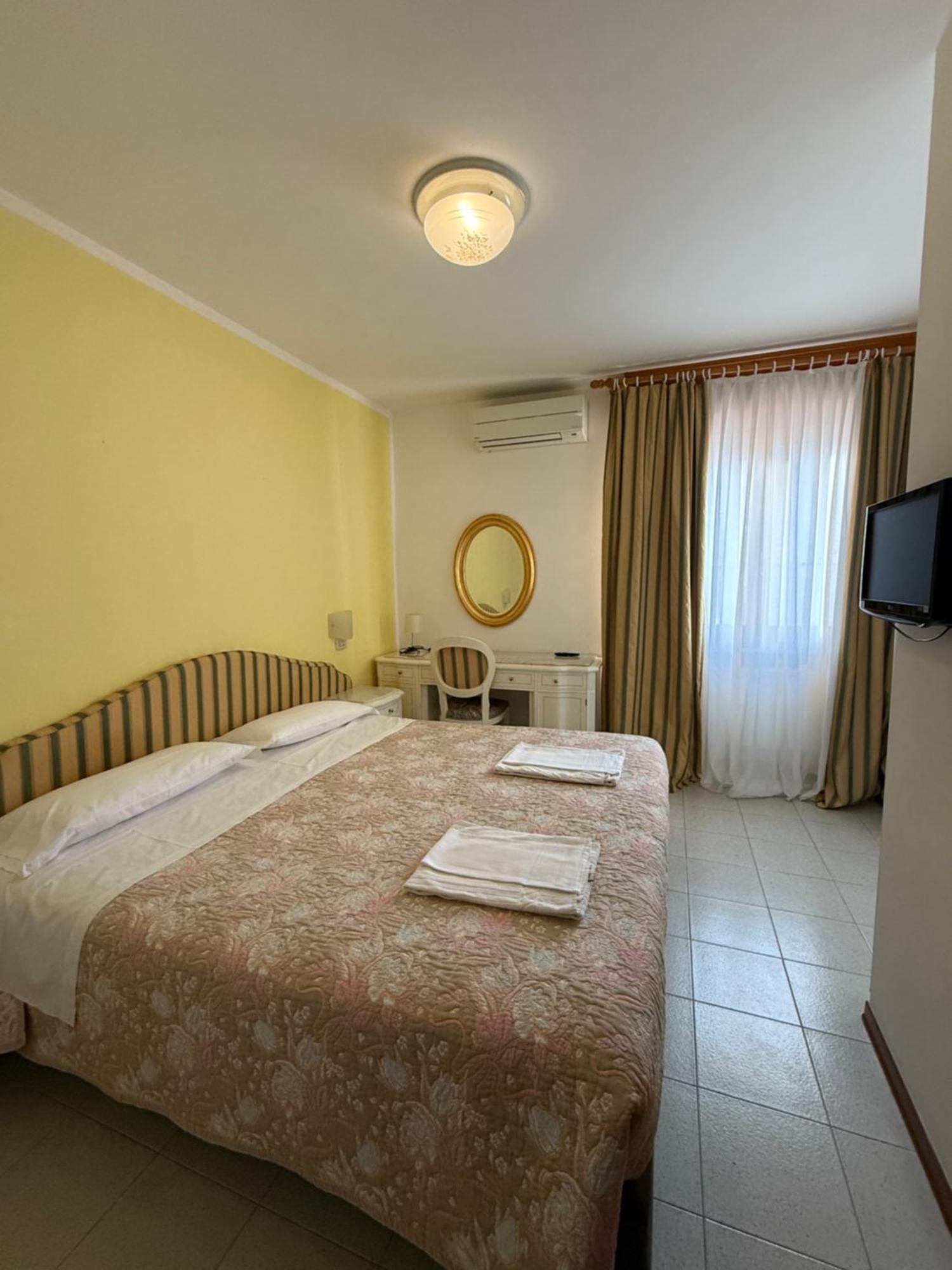 Hotel Gasperoni San Marino Esterno foto